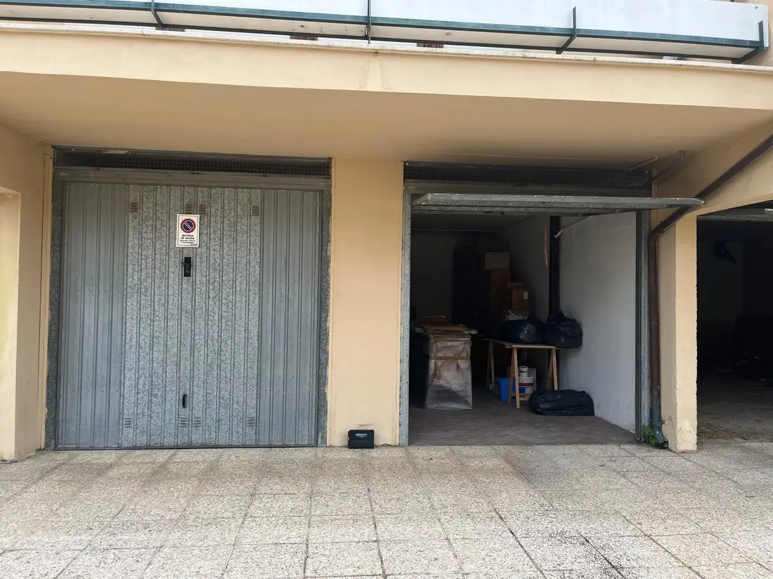Garage O Autorimessa · Chieti
