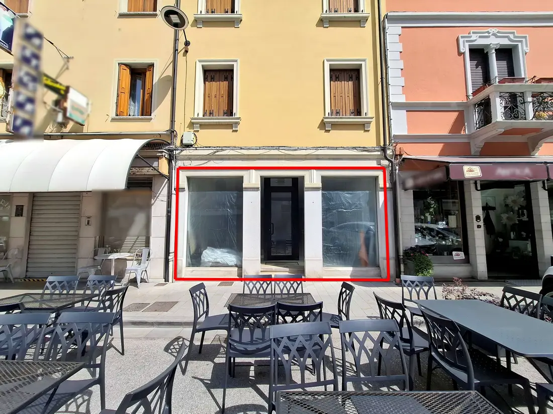 Negozio · Palmanova