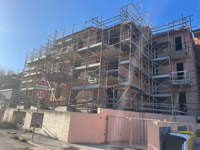 Porzione Di Fabbricato In Corso Di Costruzione · Fermo