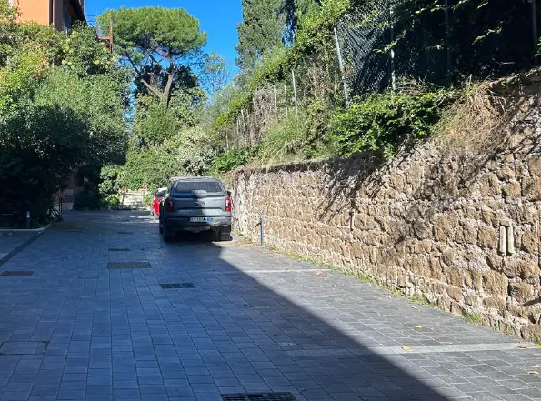 Porzione Di Immobile · Roma