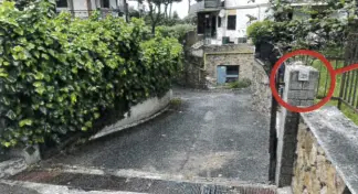 Garage O Autorimessa · Marino