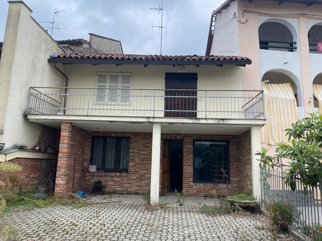 Villa · Montiglio Monferrato