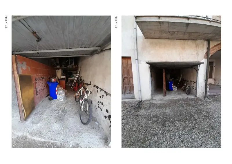 Garage O Autorimessa · Mede