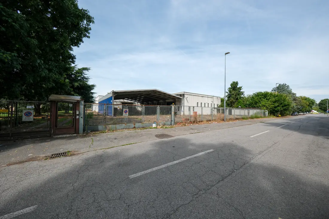 Fabbricati Costruiti Per Esigenze Industriali · Casarile