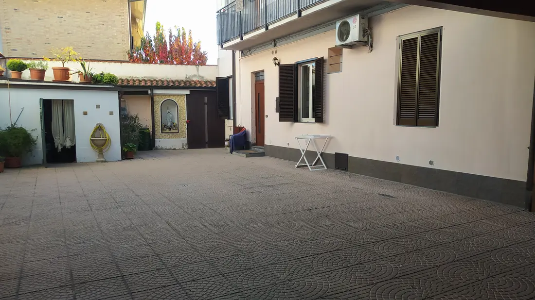 Negozio · Carugate