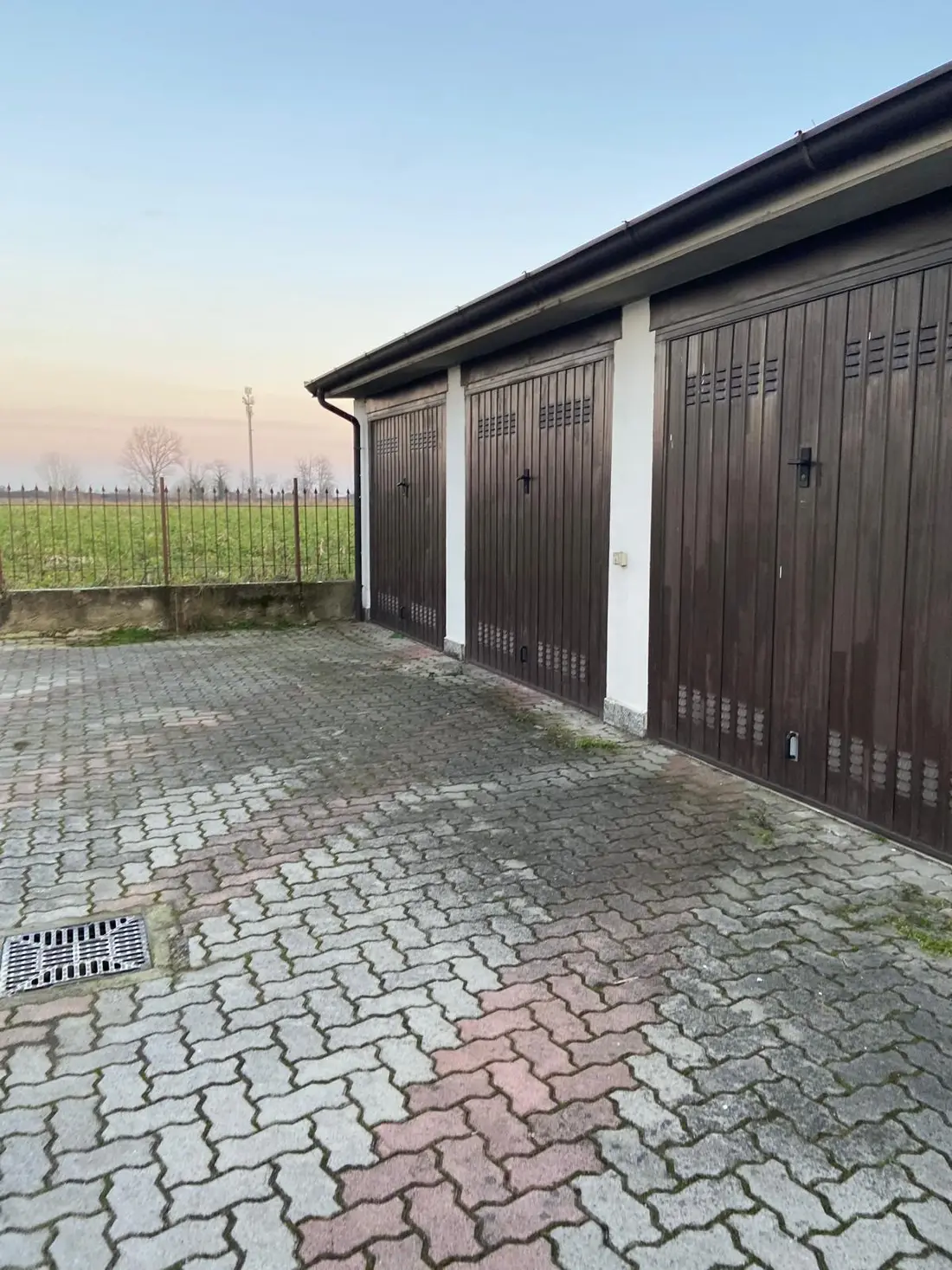 Garage O Autorimessa · Torrevecchia Pia
