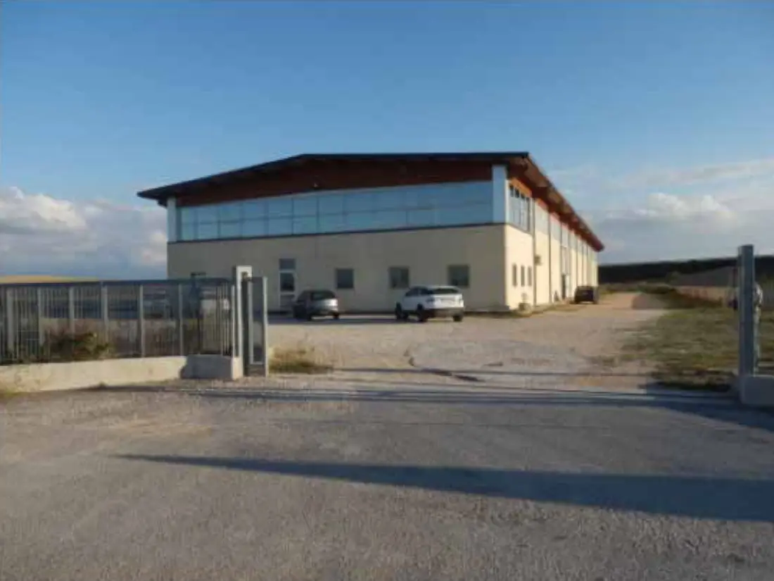 Fabbricati Costruiti Per Esigenze Industriali · Laterza