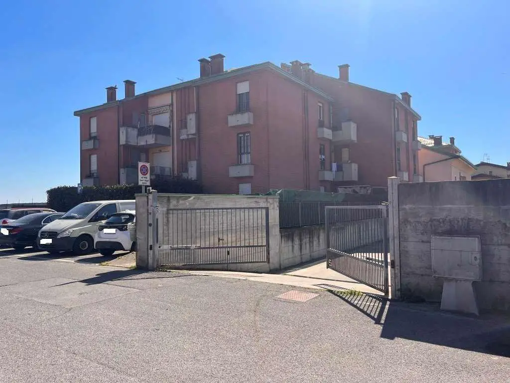 Abitazione Di Tipo Civile · Caselle Lurani