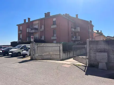 Abitazione Di Tipo Civile all'asta a Caselle Lurani (LO)