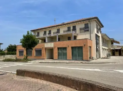 Negozi, Botteghe · Salgareda