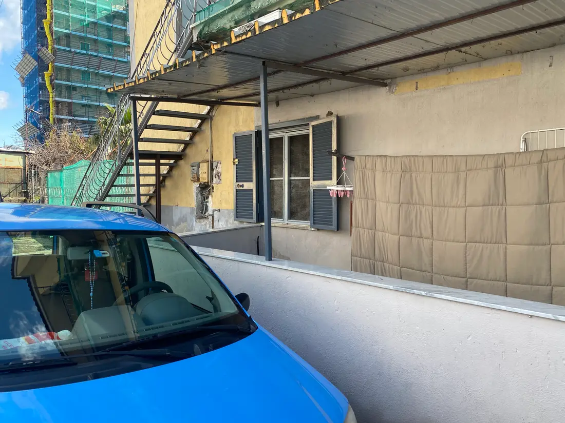 Abitazione Di Tipo Economico · Napoli