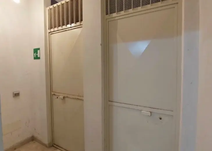 Magazzini E Locali Di Deposito · Enna