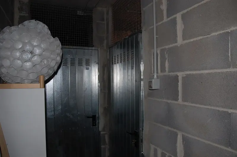 Magazzini E Locali Di Deposito · Deruta