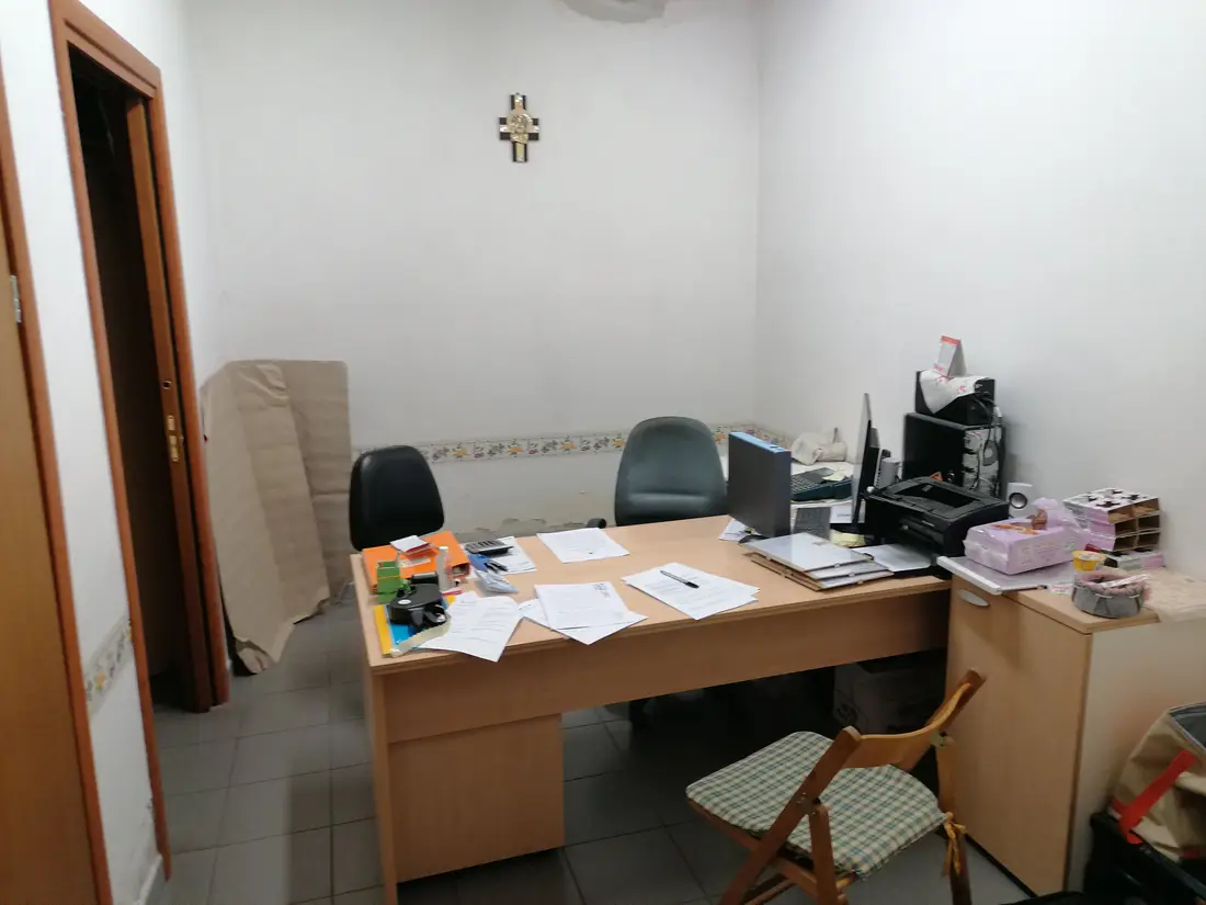 Fabbricati Costruiti Per Esigenze Commerciali · Castiglione Messer Marino