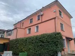 Abitazione Di Tipo Economico · Moglia