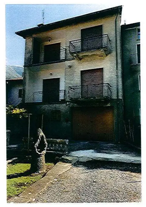 Abitazione Di Tipo Economico all'asta a Cortenova (LC)