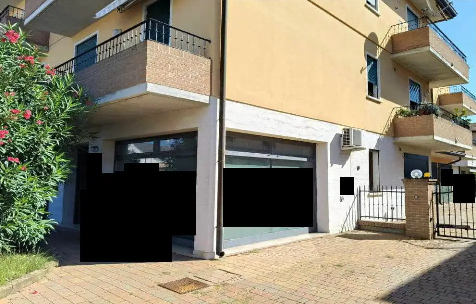 Uffici E Studi Privati · Taglio di Po