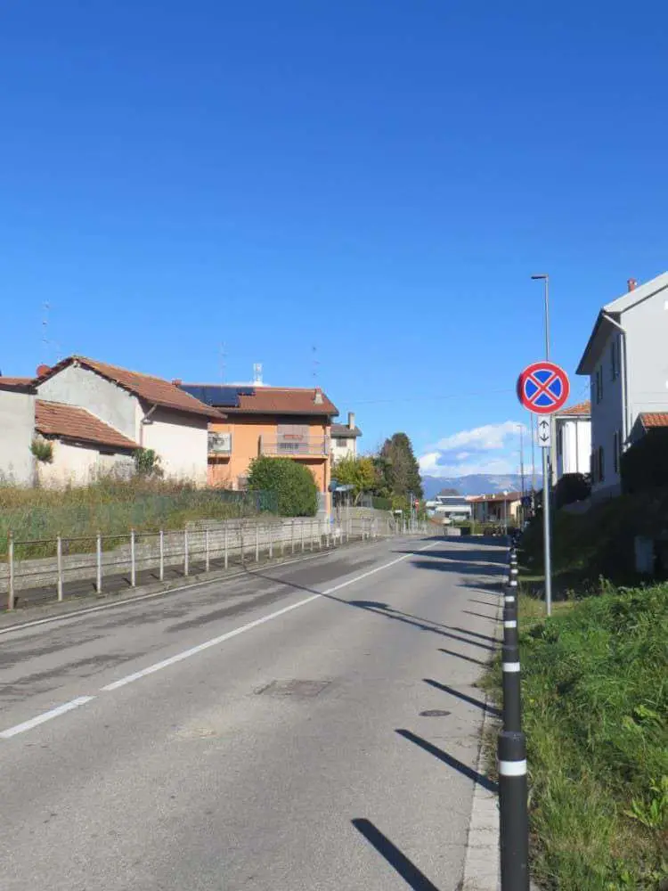 Magazzini E Locali Di Deposito · Vimercate