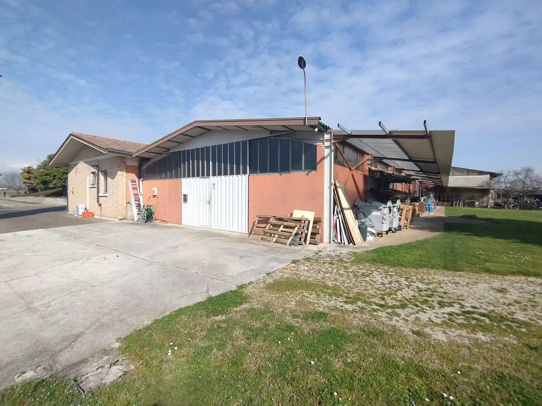 Fabbricati Costruiti Per Esigenze Industriali · Bagnaria Arsa