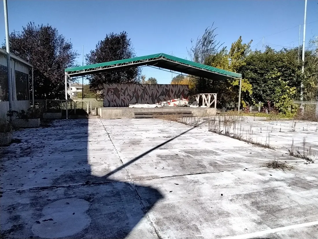 Fabbricati Costruiti Per Esigenze Commerciali · Reggio nell'Emilia
