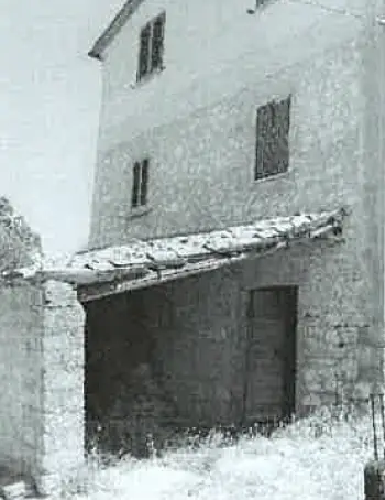 Fabbricato Rurale · Alviano