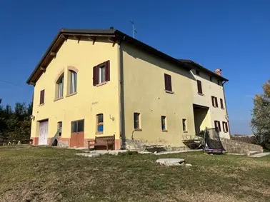 Abitazione Di Tipo Civile · Vezzano sul Crostolo