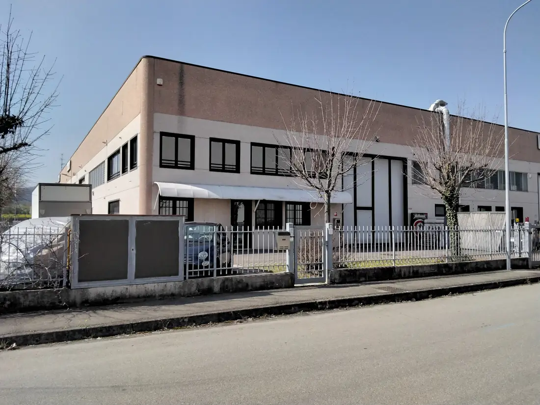 Fabbricati Costruiti Per Esigenze Industriali · Casalgrande