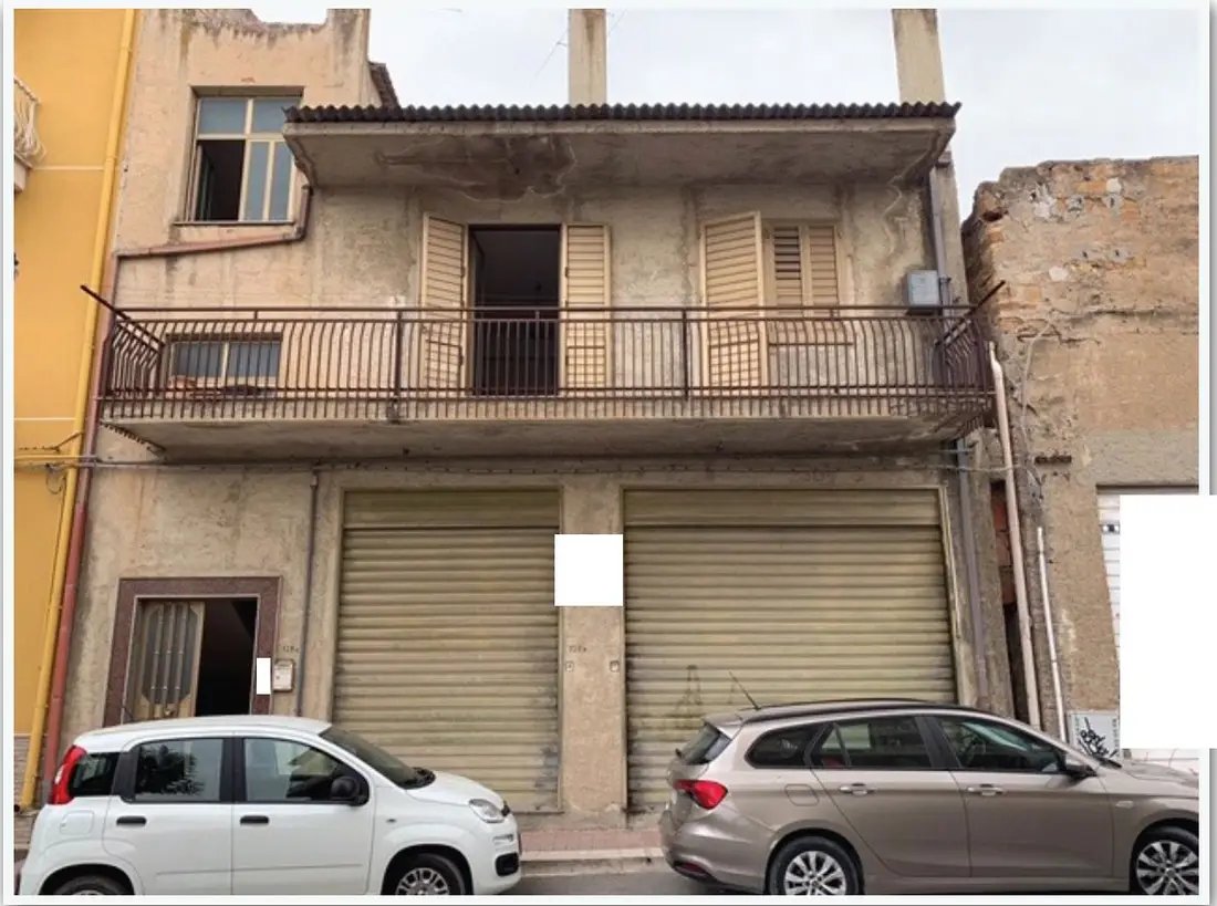 Abitazione Di Tipo Civile · Aragona