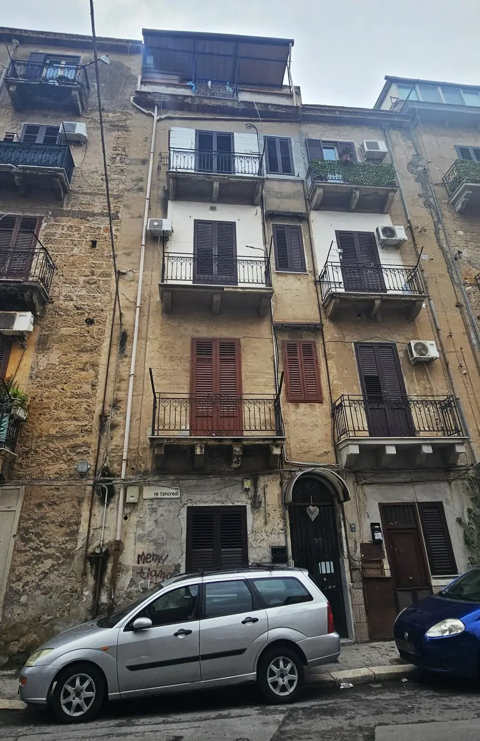 Abitazione Di Tipo Popolare · Palermo