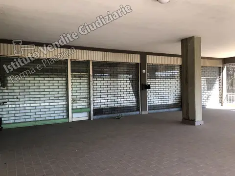 Negozio all'asta a Salsomaggiore Terme (PR)