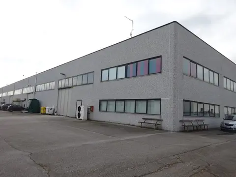 Fabbricati Costruiti Per Esigenze Industriali all'asta a Monte Roberto (AN)