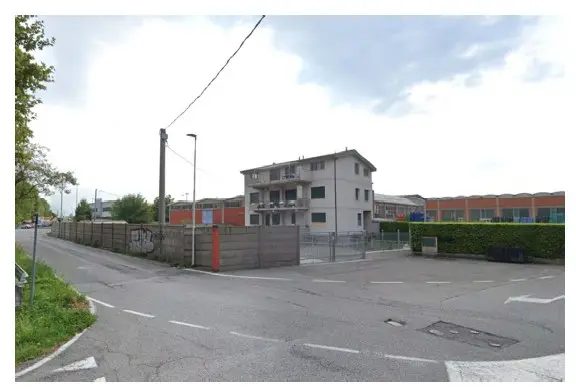 Abitazione Di Tipo Economico · Azzano San Paolo