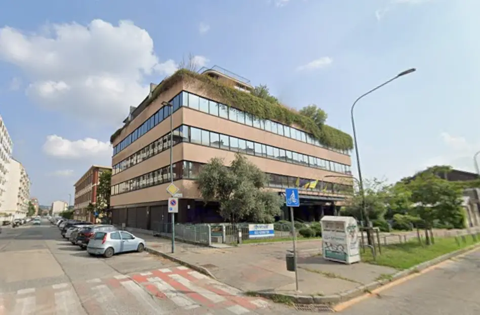 Fabbricati Costruiti Per Esigenze Commerciali · Torino