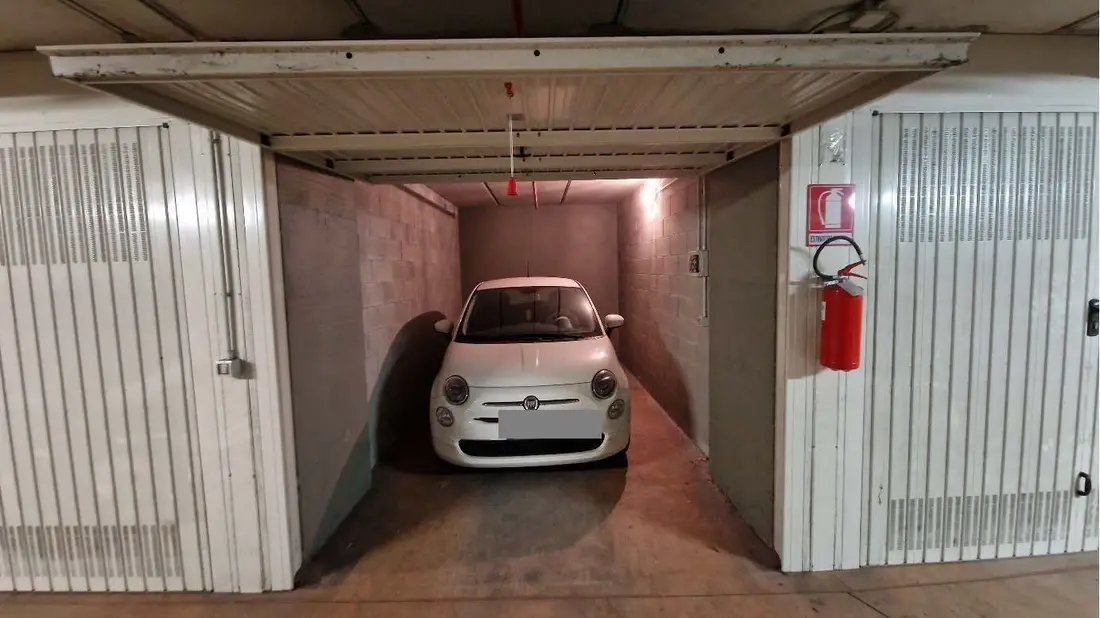 Garage O Autorimessa · Torino