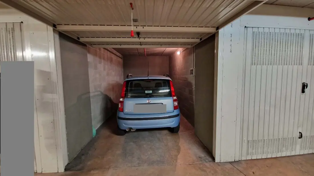 Garage O Autorimessa · Torino