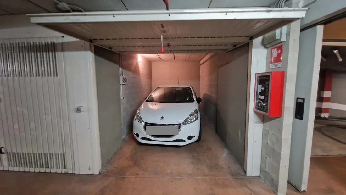 Garage O Autorimessa · Torino