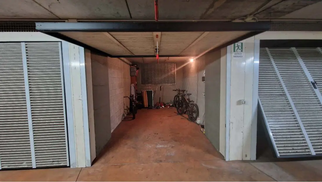 Garage O Autorimessa · Torino