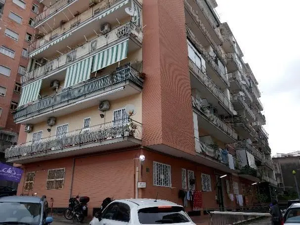 Abitazione Di Tipo Civile · Napoli