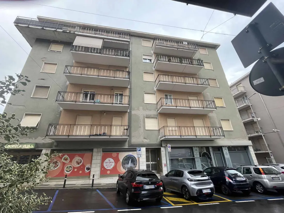 Abitazione Di Tipo Economico · Gazzaniga
