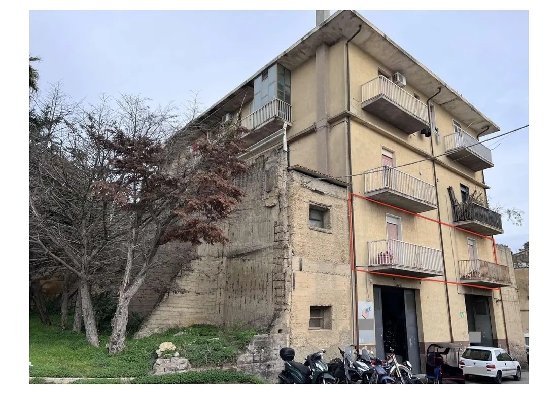 Deposito · Caltagirone