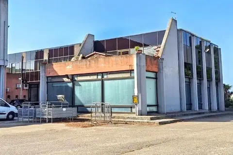 Uffici E Studi Privati all'asta a Elmas (CA)