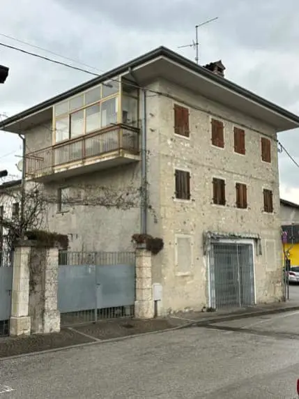 Negozi, Botteghe all'asta a Spilimbergo (PN)
