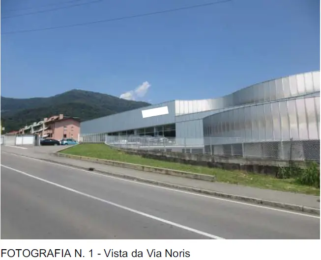 Fabbricati Costruiti Per Esigenze Commerciali · Alzano Lombardo