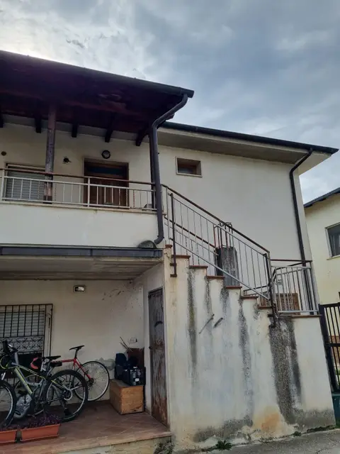 Abitazione Di Tipo Civile all'asta a Avezzano (AQ)
