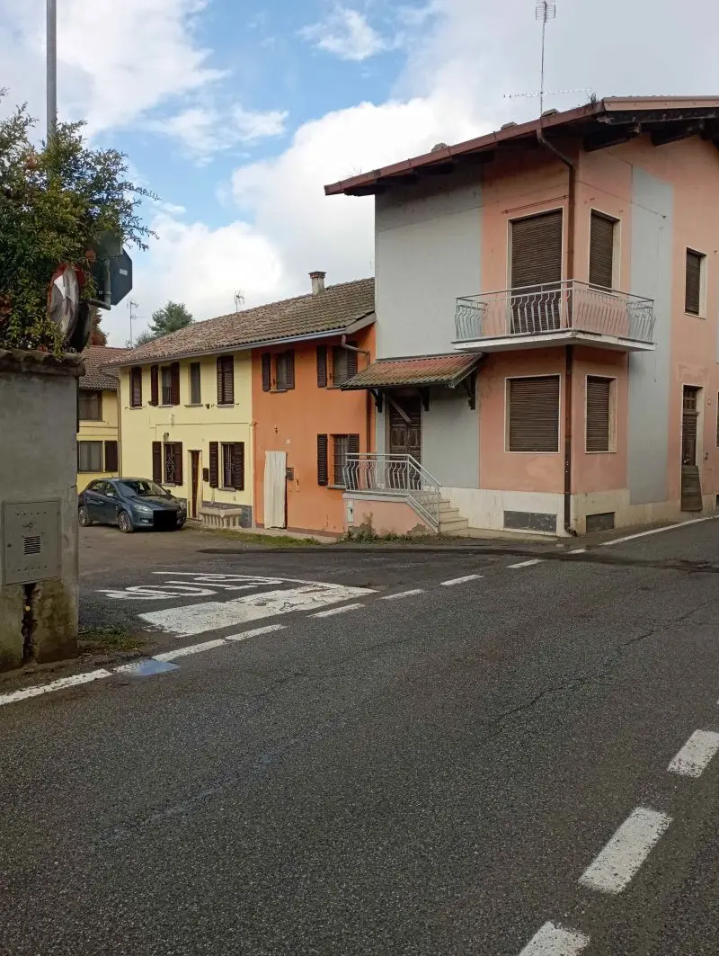 Garage O Autorimessa · Cergnago