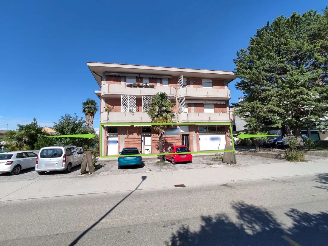 Fabbricati Costruiti Per Esigenze Commerciali · Terzo d'Aquileia