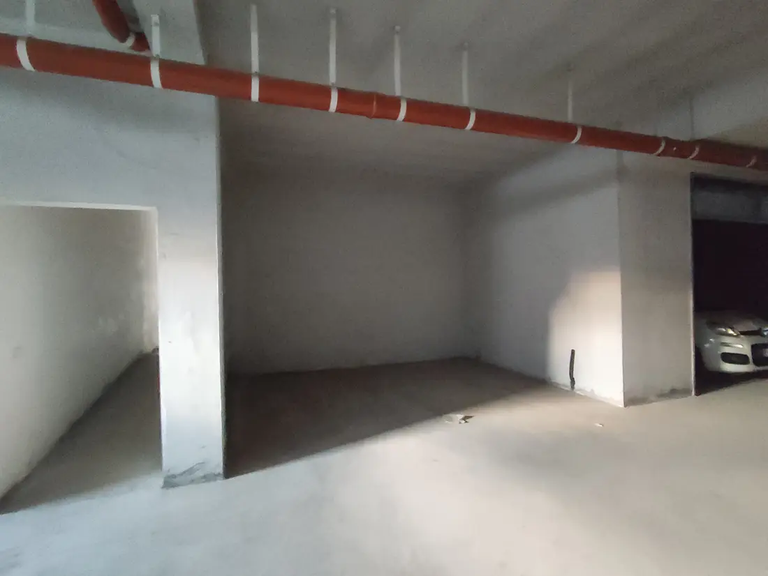 Posto Auto · Sant'Egidio del Monte Albino