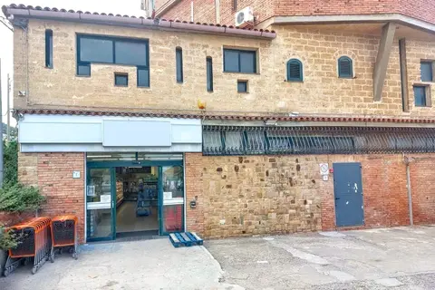 Fabbricati Costruiti Per Esigenze Commerciali all'asta a Tusa (ME)