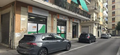 Negozio all'asta a Salerno (SA)