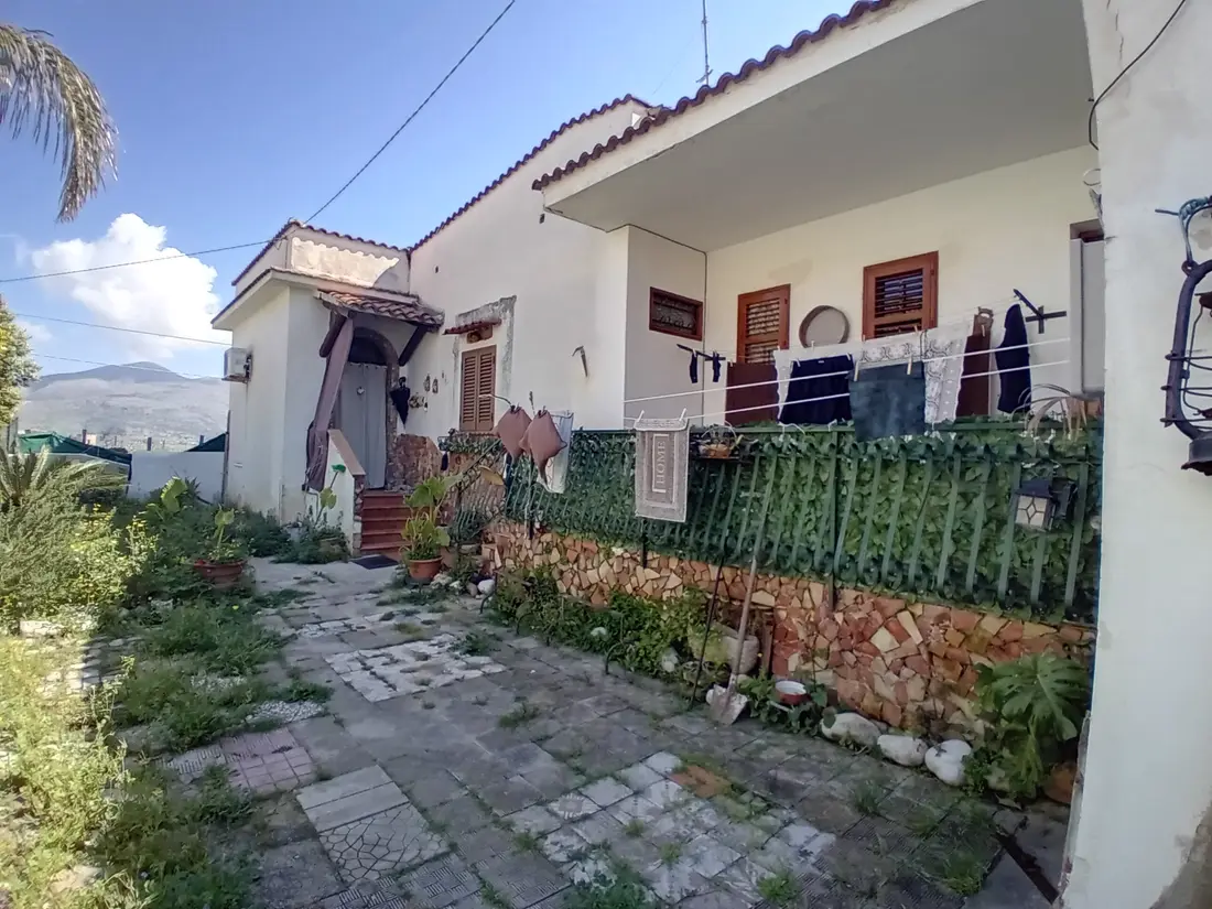 Abitazione In Villini · Partinico